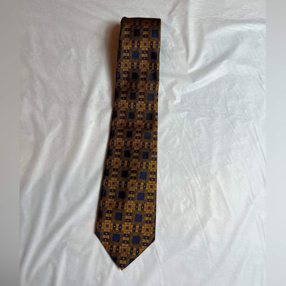 🎉HP - Mens Style 🎉Romeo Gigli Silk Tie